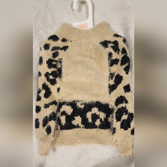 Leopard print fuzzy dog sweater medium size - Picture 2 of 4